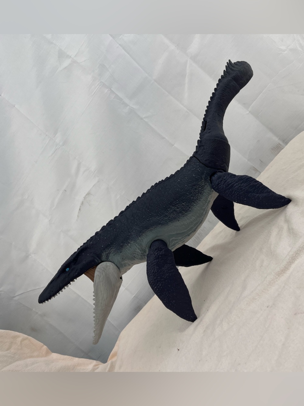 Mattel Jurassic World Ocean Protector Mosasaurus Figure
